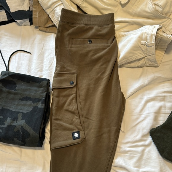 Bundle of sweatpants - Picture 3 of 4